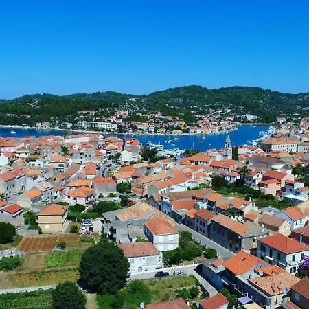 & Sunshine 3* Vela Luka